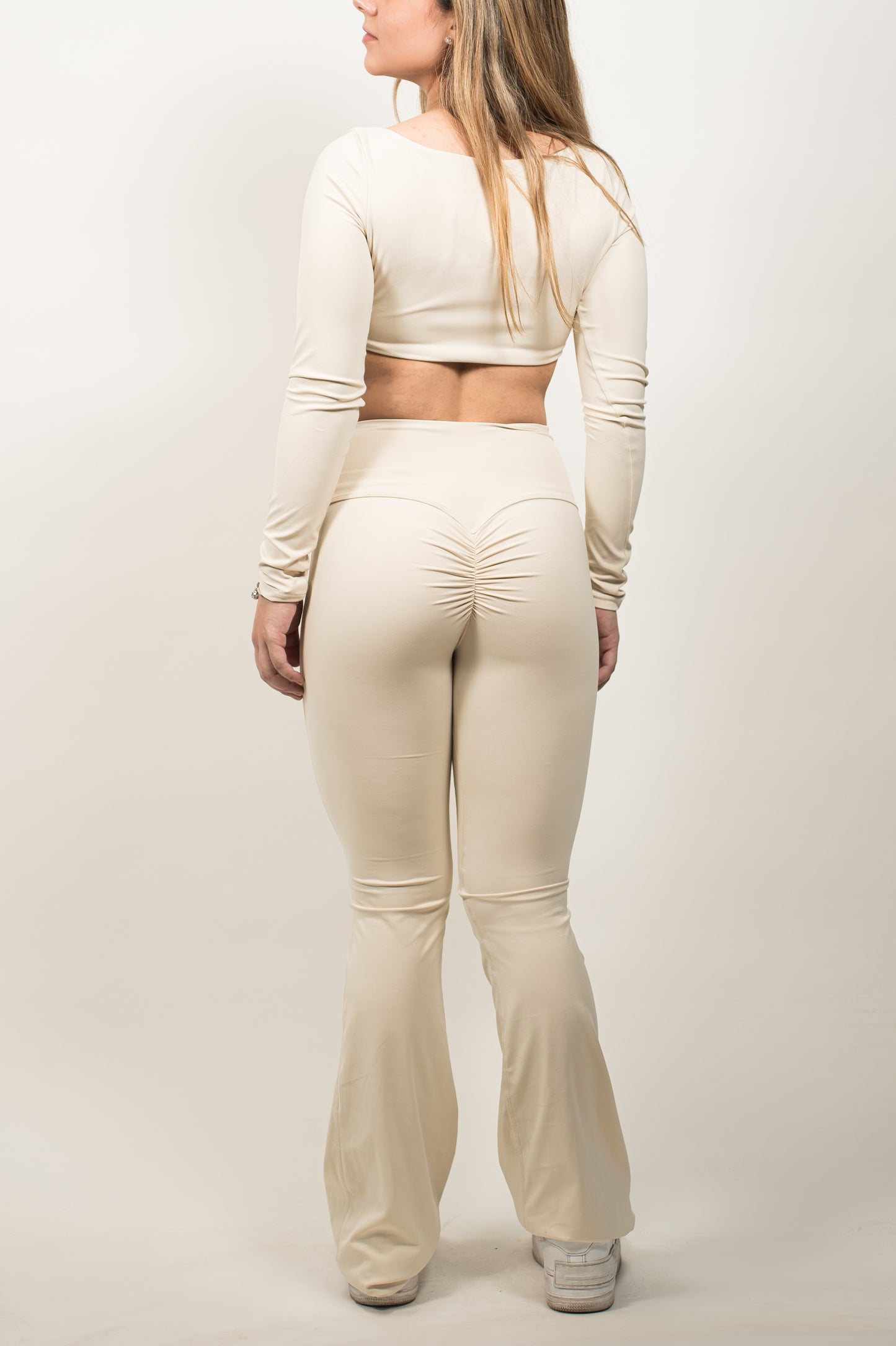 Top Manga Larga Beige